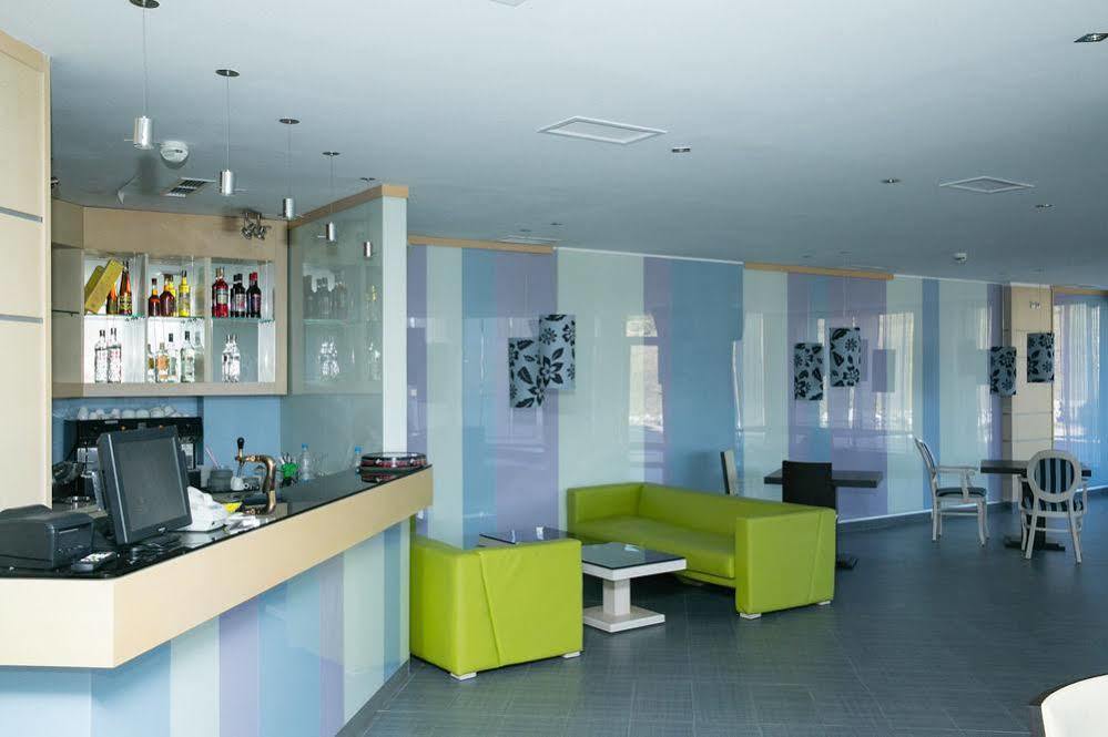 St. John Hill Suites Hotel บันสโก ภายนอก รูปภาพ